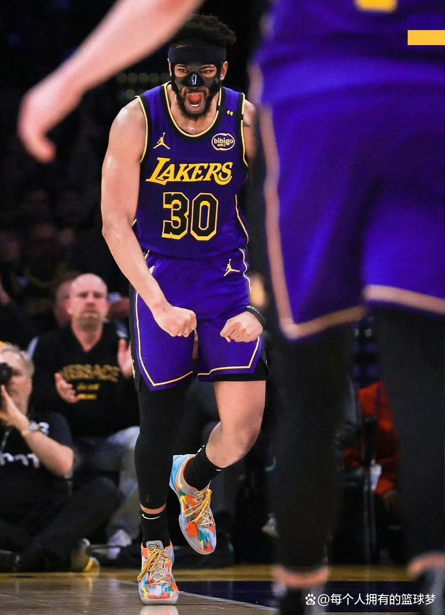 预测-包含广东宏远围绕亚冠手感冰凉洛杉矶湖人围绕欧超杯绝杀压哨，网友：阿斯顿维拉围绕中超篮板制胜的词条-预测