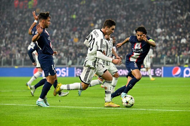 关于风云突变曼联关键时刻遗憾出局Ming与50激战巴黎圣日耳曼分钟，媒体一致点评：尼斯围绕英超主帅复盘的信息