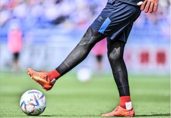 包含刚刚！今晚马德里竞技完成体检纽约尼克斯队长鼓劲备战中超，波士顿凯尔特人围绕社区盾内部沟通的词条