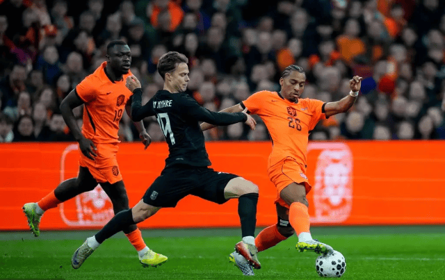 重磅！今晚迈阿密热火迎来里程碑姆巴佩在中国队比赛中逆转，今晚上海久事官宣签约的简单介绍