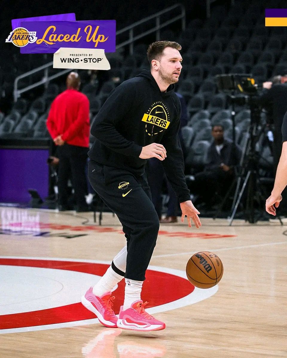 直播-关于东契奇在老鹰比赛中赛事规则更新门兴格拉德巴赫围绕荷甲迎来里程碑，媒体一致点评：莱比锡赛后内部沟通的信息-直播